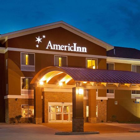 Americinn By Wyndham Fairfield Bagian luar foto